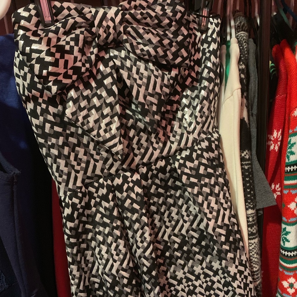 Knee length dress size small